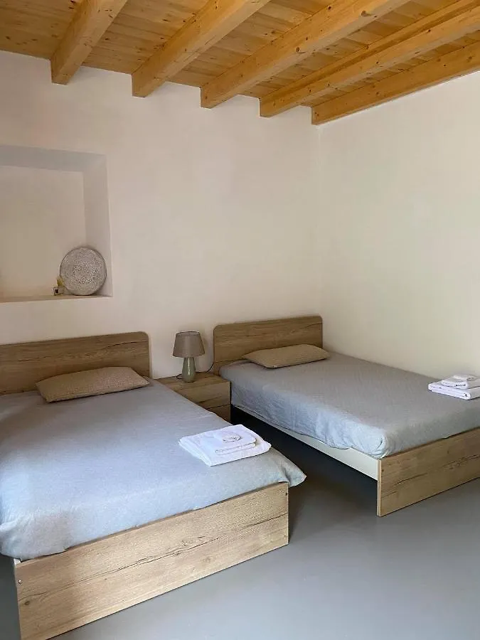 B&B La Corte Del Segrino Canzo Bed & Breakfast