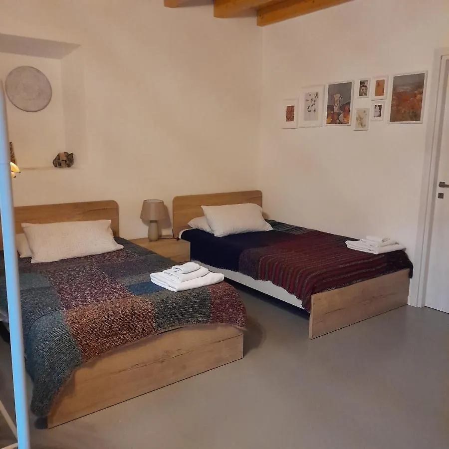 Bed & Breakfast B&B La Corte Del Segrino Canzo Italy
