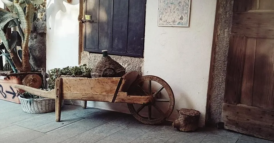 B&B La Corte Del Segrino Canzo Bed & Breakfast