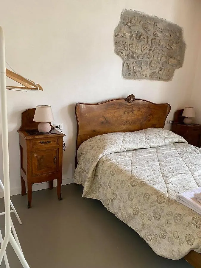 B&B La Corte Del Segrino Canzo Bed & Breakfast